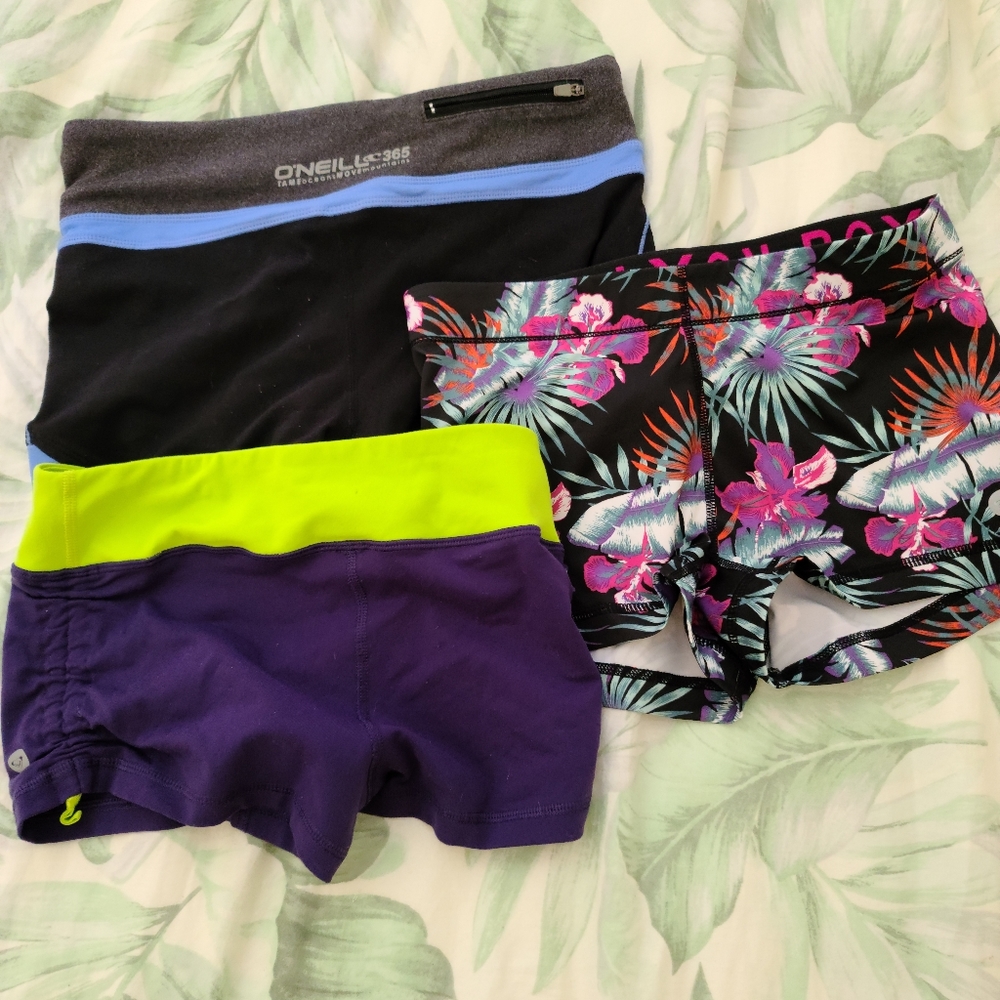 Bundle of shorts